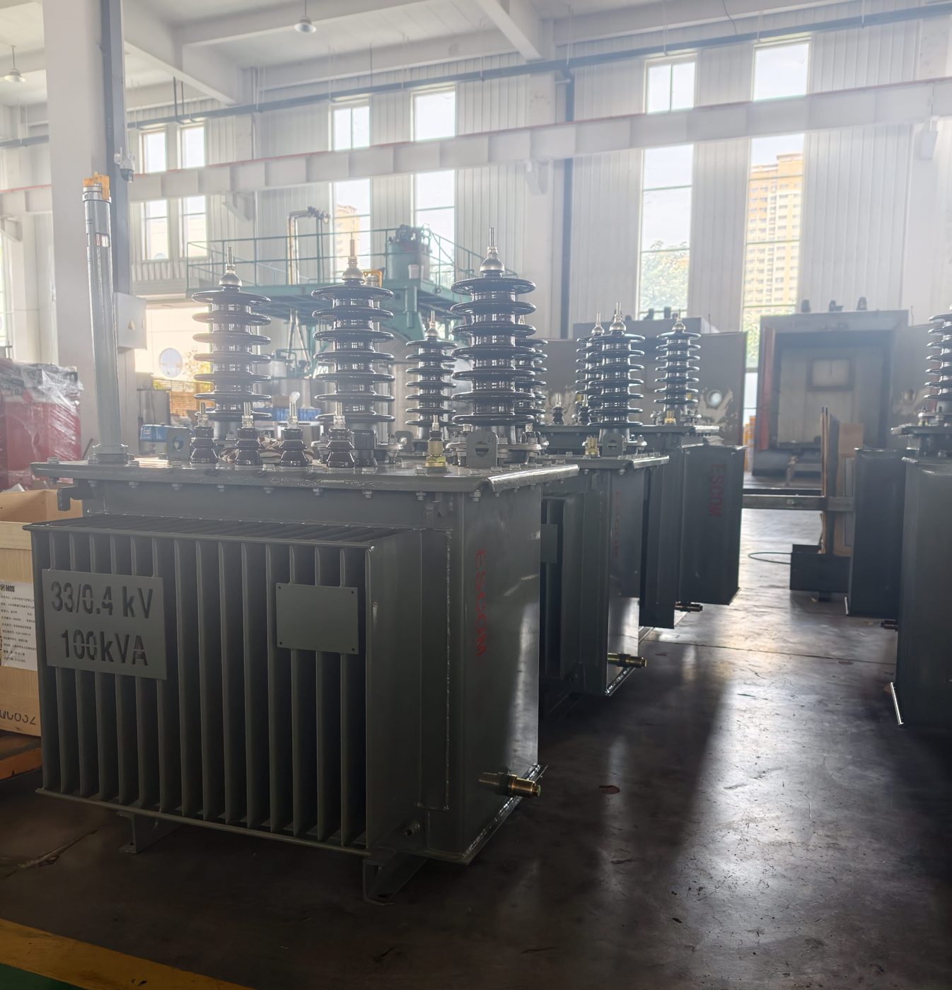 Oil-immersed transformers in the workshop